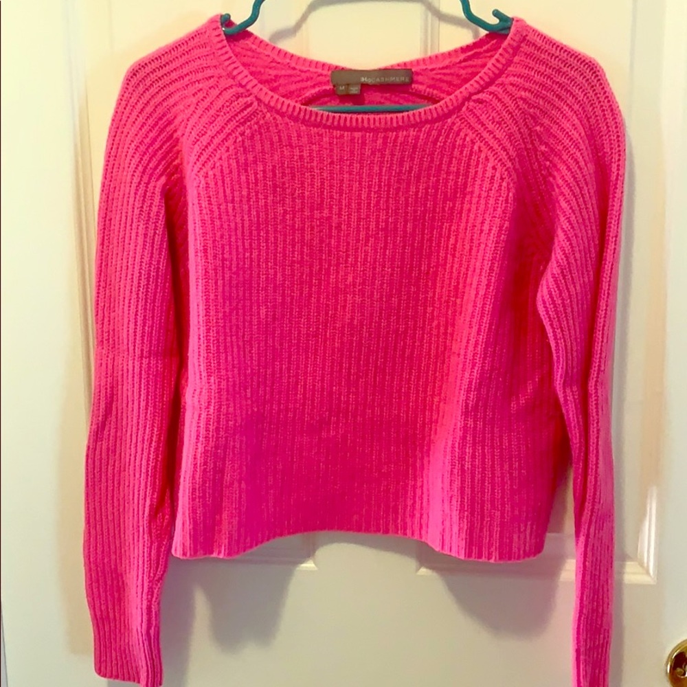 Cashmere pink sweater